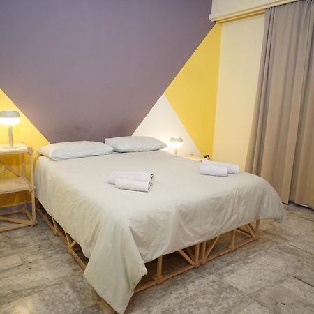 Casa Base Hotell Bari Eksteriør bilde