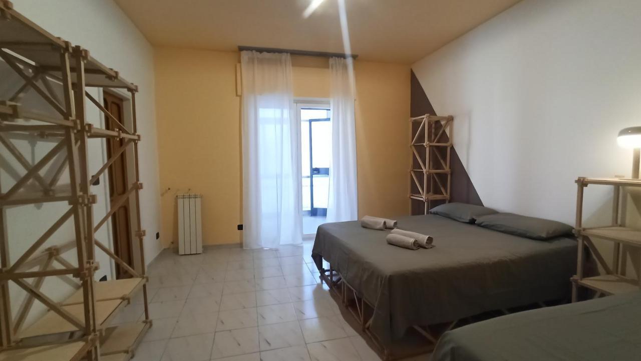 Casa Base Hotell Bari Eksteriør bilde