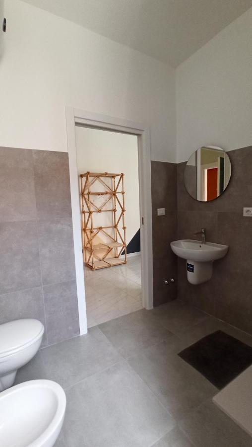 Casa Base Hotell Bari Eksteriør bilde