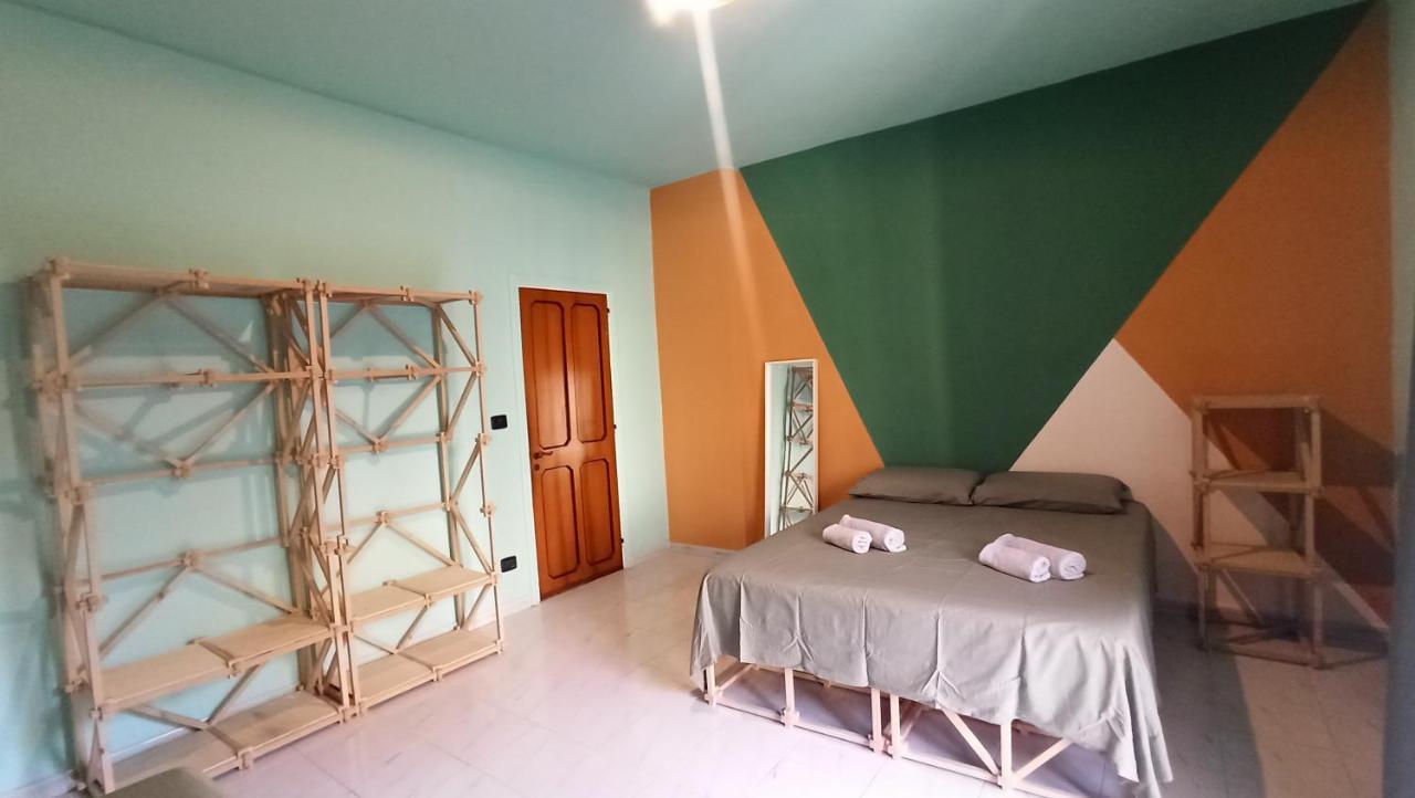 Casa Base Hotell Bari Eksteriør bilde