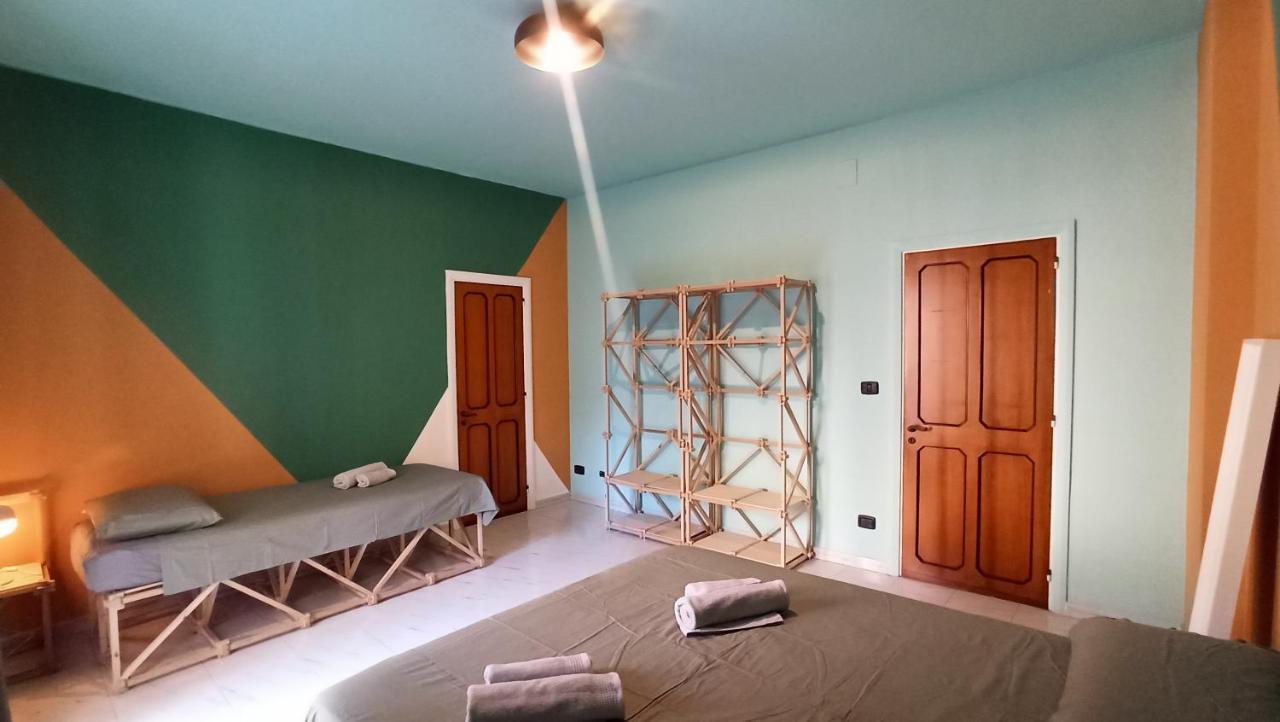 Casa Base Hotell Bari Eksteriør bilde